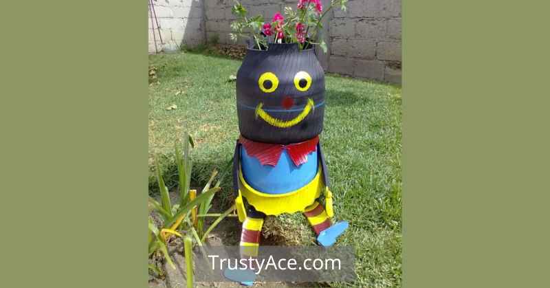 Cartoon Tire Planters Ideas