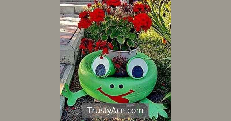 Tire Planter Ideas That Look Like A Frog