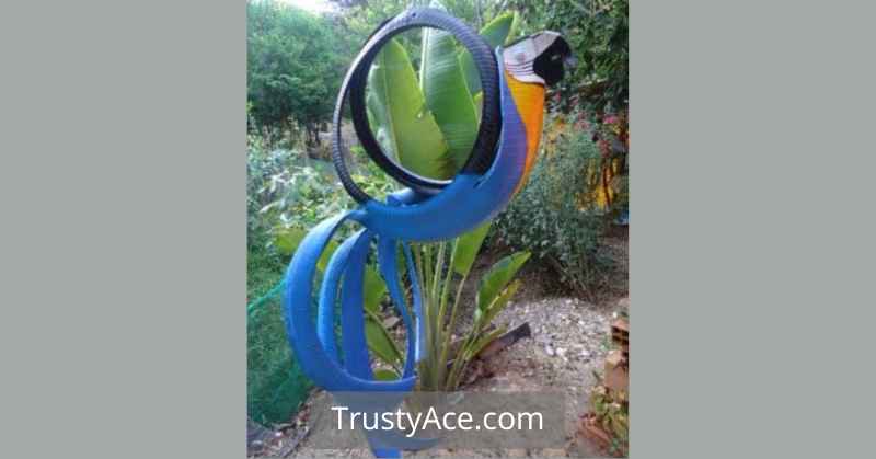 Parrot Shaped Tire Planters Ideas