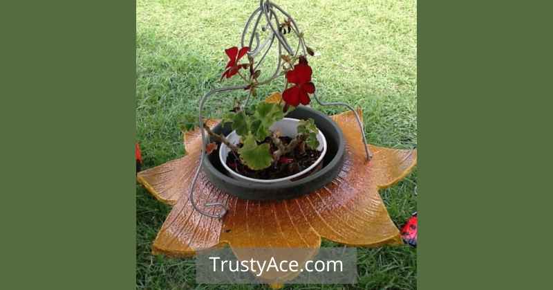 Flower Shaped Tire Planters Ideas