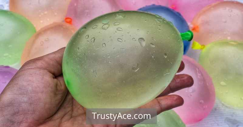 Water Balloon Toss - Summer BBQ Games Ideas For Adults