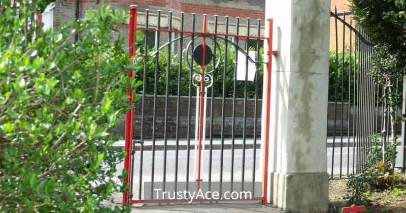 DIY Fence Gate Ideas Easy