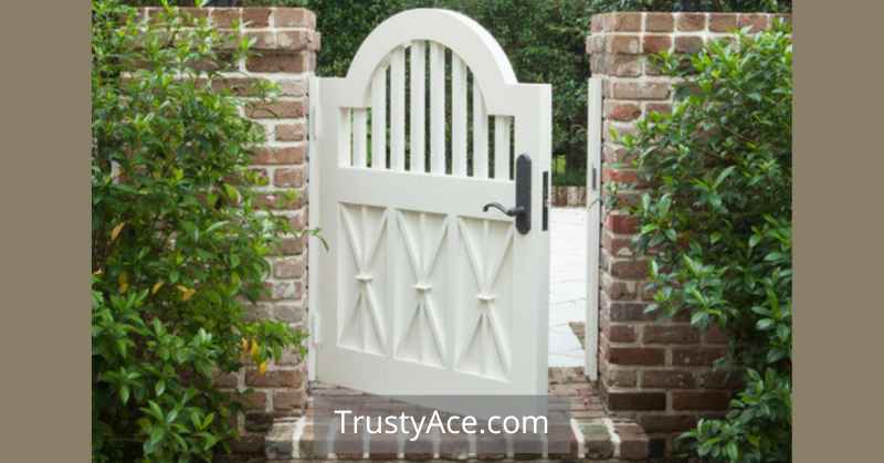 Front Yard Fence Gate Ideas