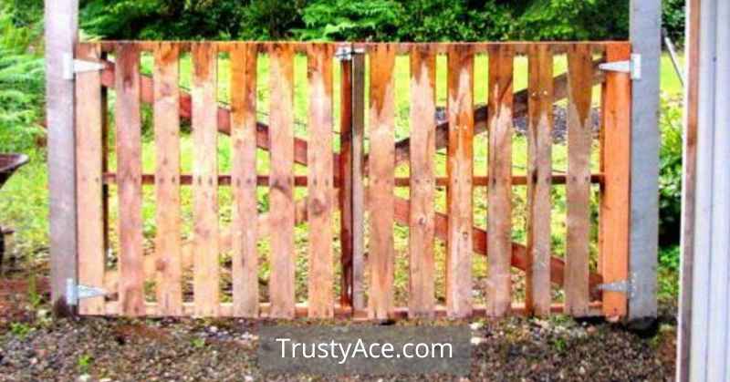 Best Fence Gate Ideas Using Pellet Wood