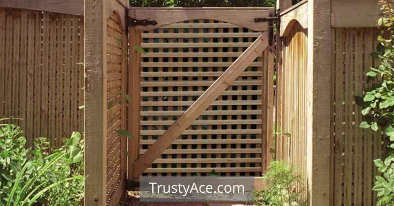 Simple Cedar Wood Fence Gate Ideas