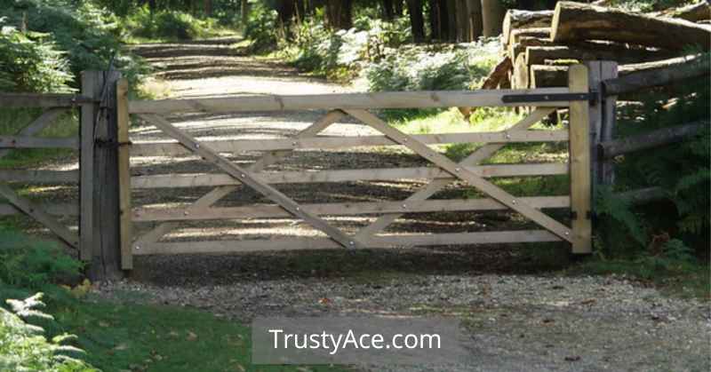 Horizontal Fence Gates Ideas