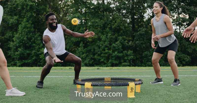 Spikeball - Best Fun Outdoor Games For Large Groups And Teams