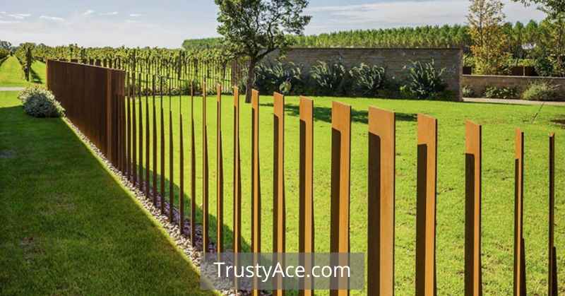 Tall Garden Fence Ideas With Corten Steel