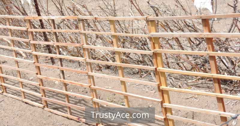 Creative Garden Fence Ideas With Scrap Wood Fence