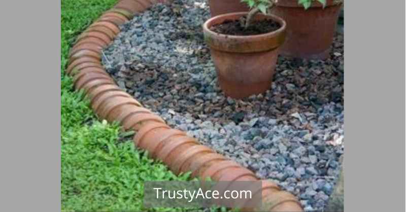 Clay Pot Border`For Unique Landscape Border Ideas