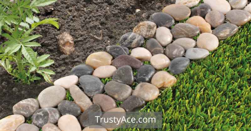 Pebble Stone Landscape Border Ideas