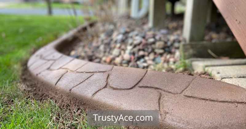 Stamped Concrete Landscape Border Ideas