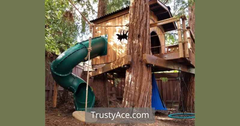 Small Treehouse Ideas