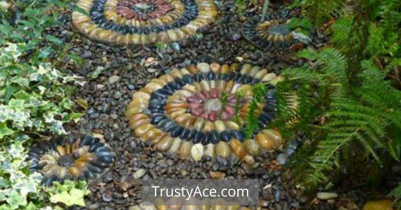 Stepping Stone Walkway Ideas With Pebble Rock