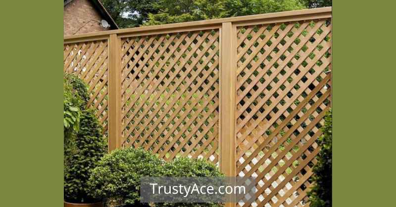 Diagonal Checkered Lattice Wood Fence Ideas