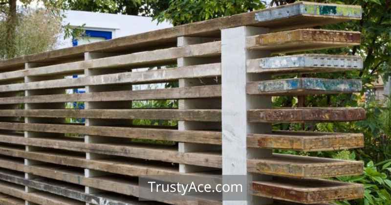 Wood Fence Ideas From Reclaimed Wood