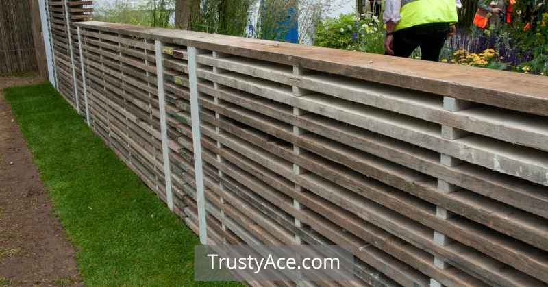 Wood Fence Ideas With Reclaimed Wood